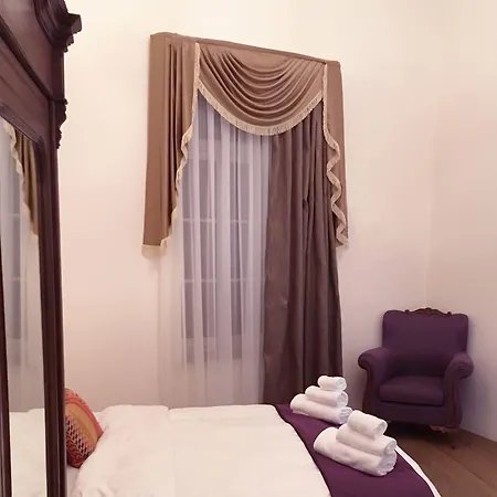 Отель Lokal Boutique 3*