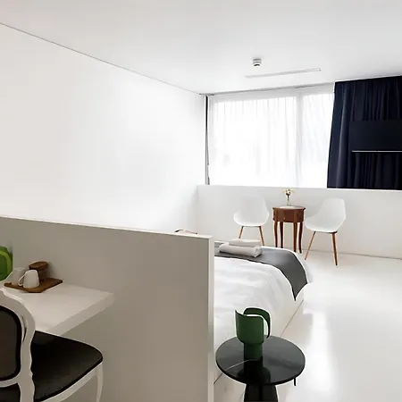 Lokal Boutique 3* Ларнака