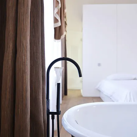 Lokàl Boutique 3*